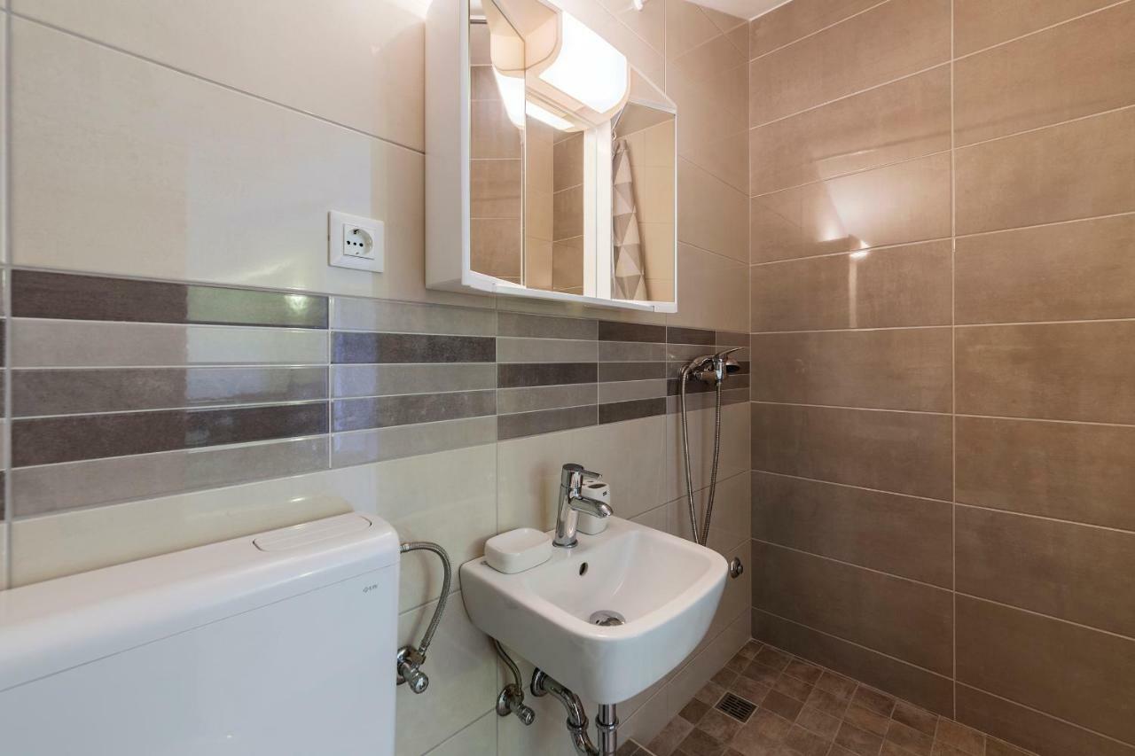 Apartmani Suzi Pula Exteriér fotografie