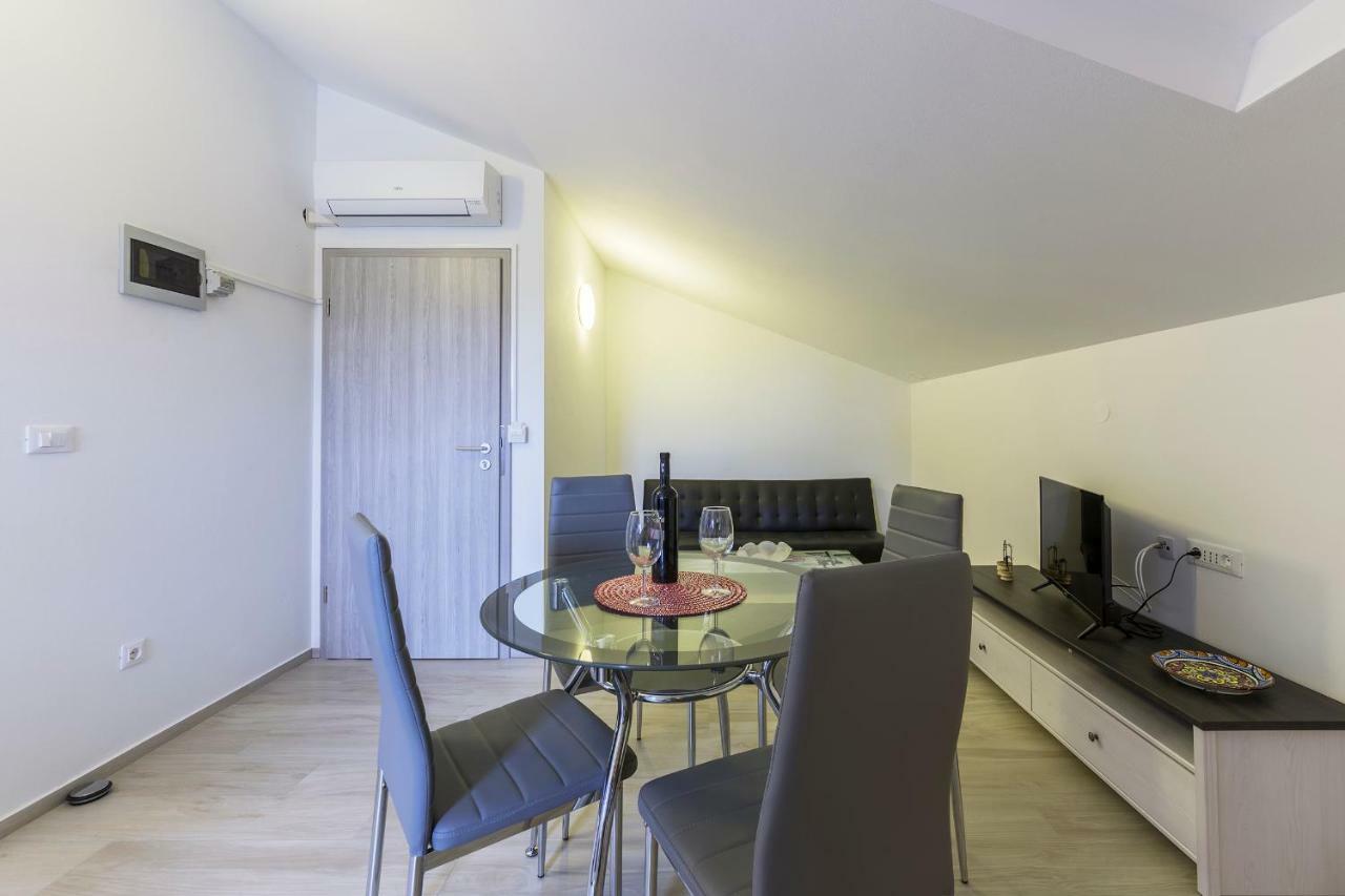 Apartmani Suzi Pula Exteriér fotografie