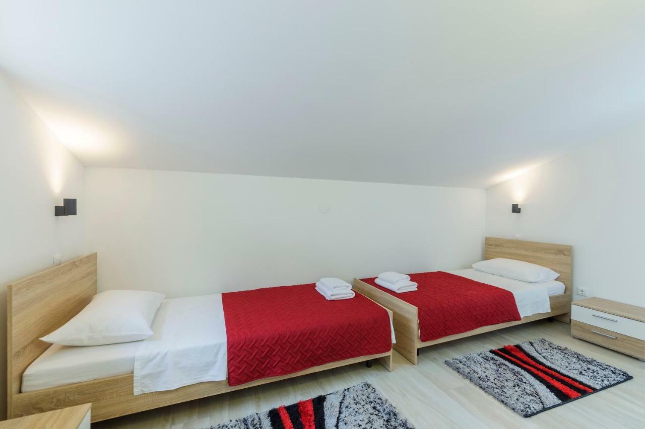 Apartmani Suzi Pula Exteriér fotografie