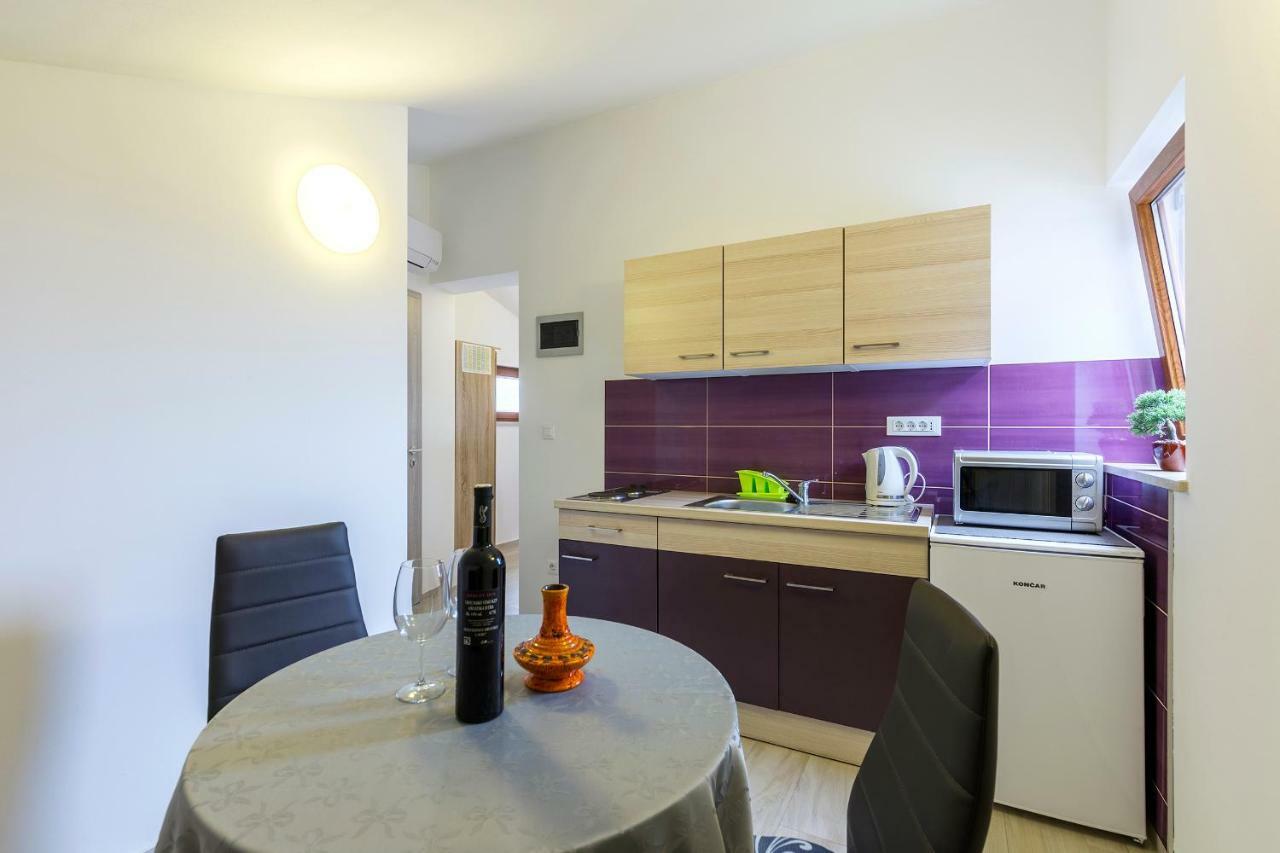 Apartmani Suzi Pula Exteriér fotografie